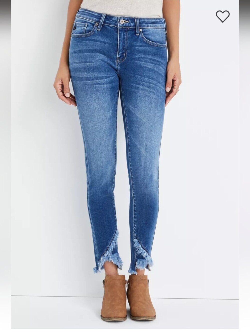 KanCan™ For Maurices Skinny Mid Rise Frayed Hem Jean Sz 31